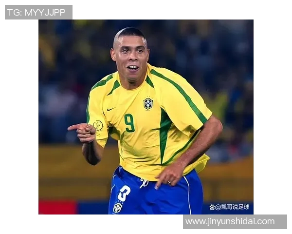 足球球星萌态百出让人心动 可爱瞬间捕捉大公开 足球球星萌态百出让人心动 可爱瞬间捕捉大公开