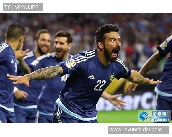 天下足球百大球星全解析 揭开足坛传奇人物的辉煌与传奇 天下足球百大球星全解析 揭开足坛传奇人物的辉煌与传奇